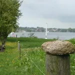 Grastenhus Thurø By