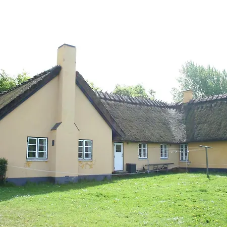 بيت للعطل Grastenhus